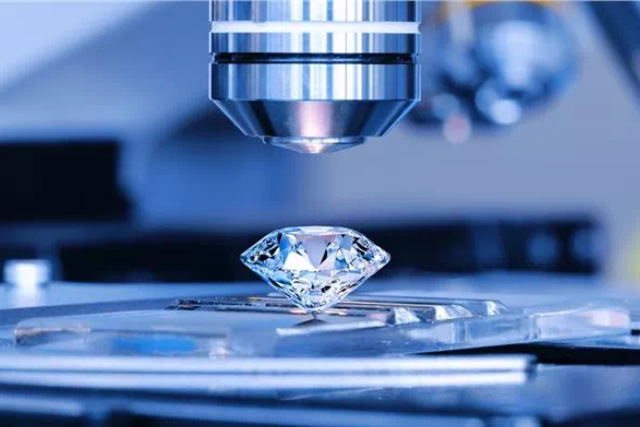 Beauty Of Lab-Grown: CVD Vs HPHT Process Of Diamond Creation – Love & Co.