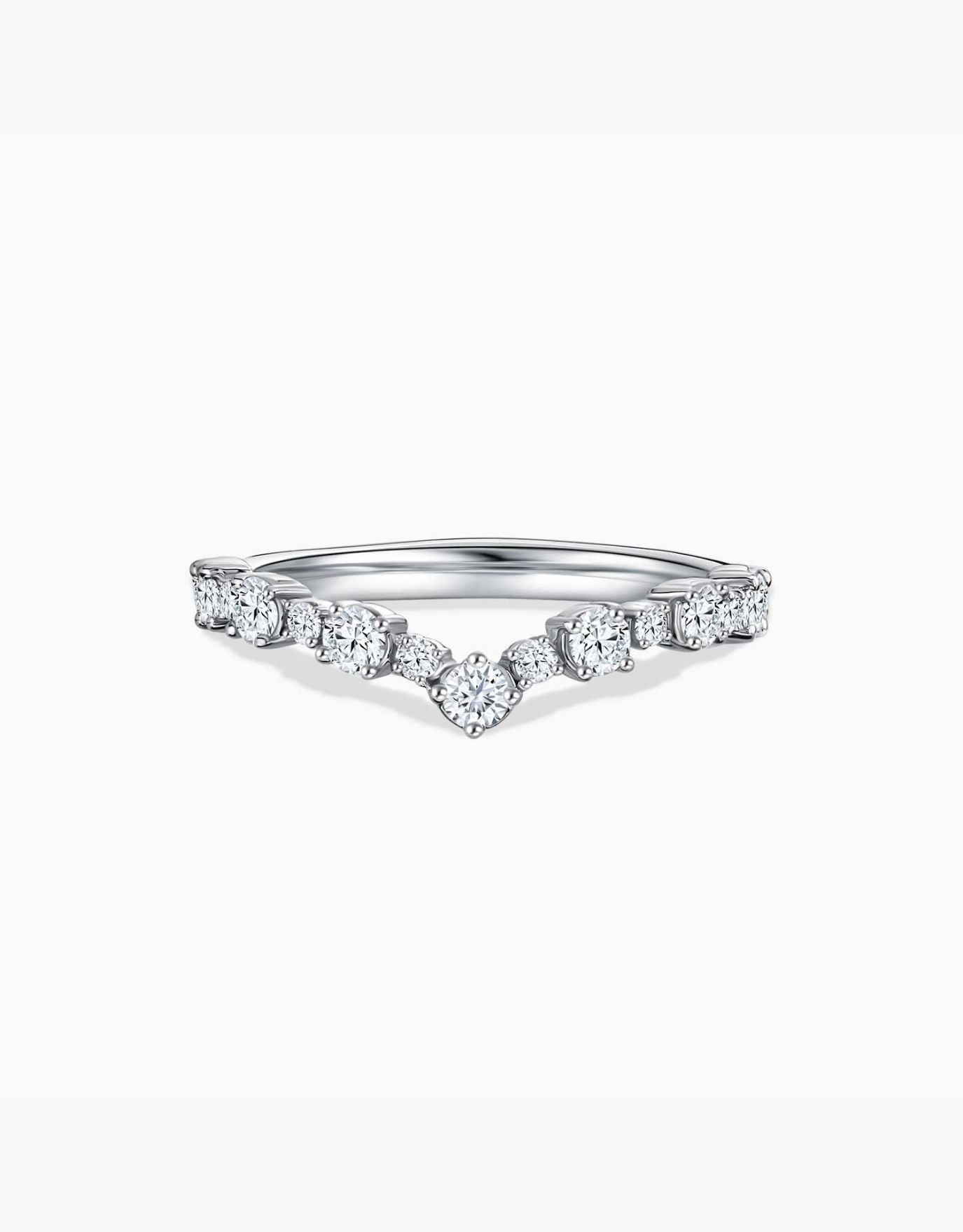 LVC Petit Precieux Enchanted Tiara Diamond Ring