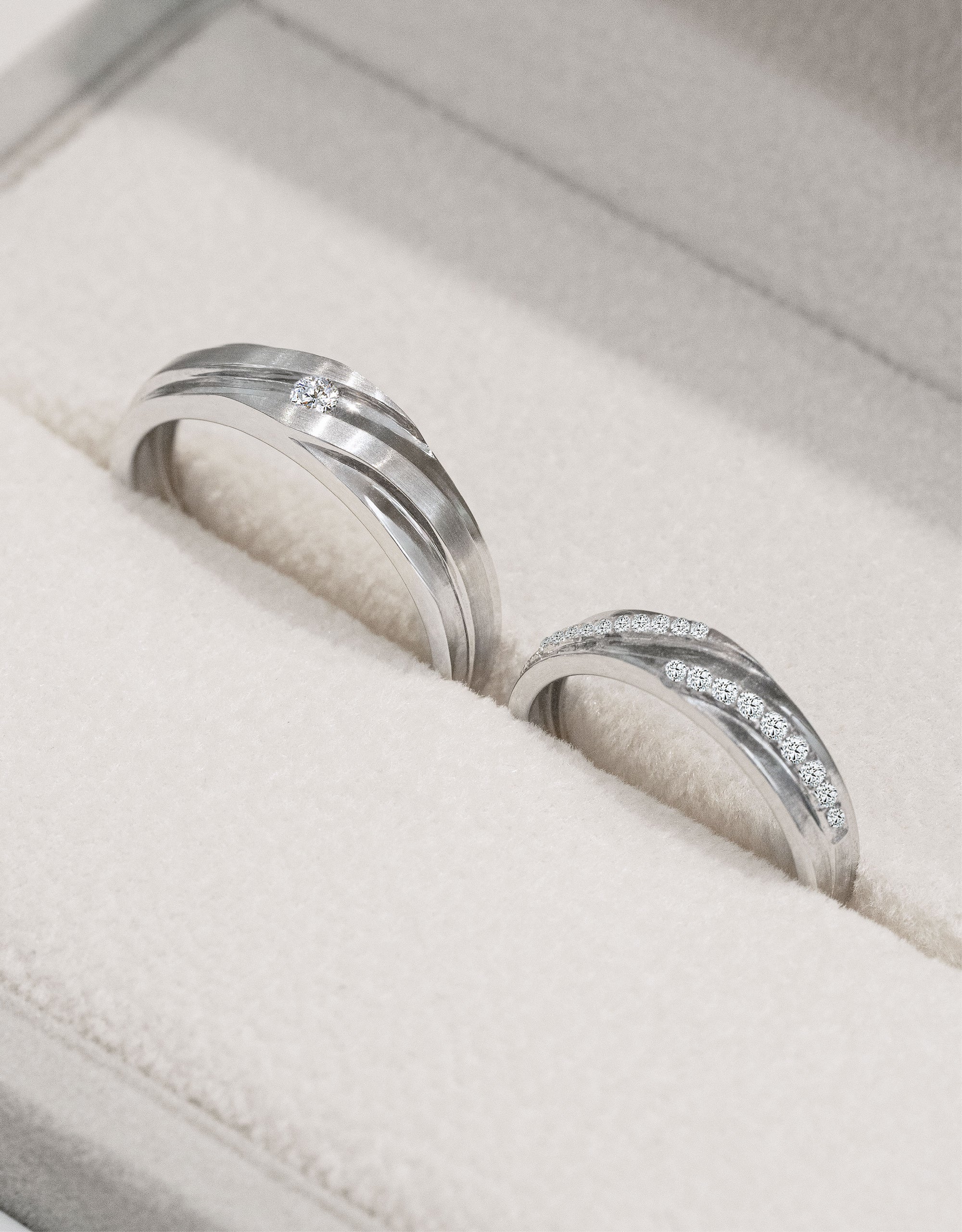 LVC Purete Radiant Path Diamond Wedding Band in Platinum