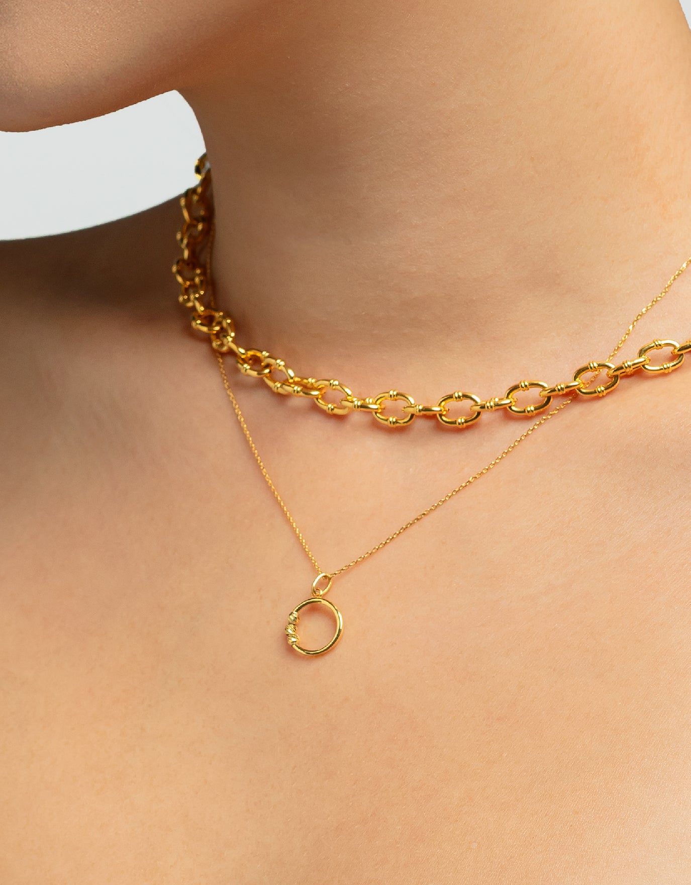 LVC MOD22 Tri-Beaded Circle Gold Necklace