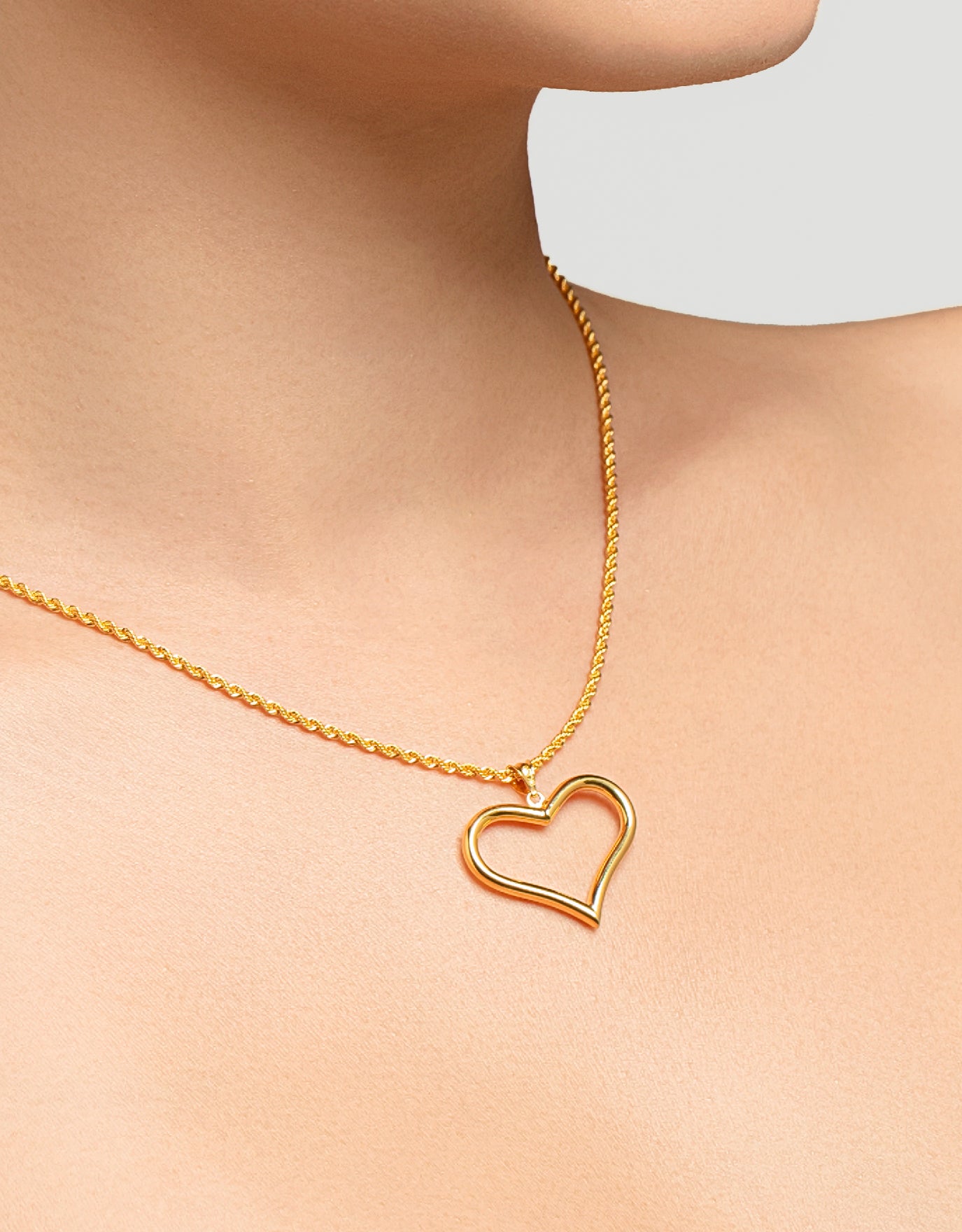 LVC MOD22 Pure Heart Gold Pendant
