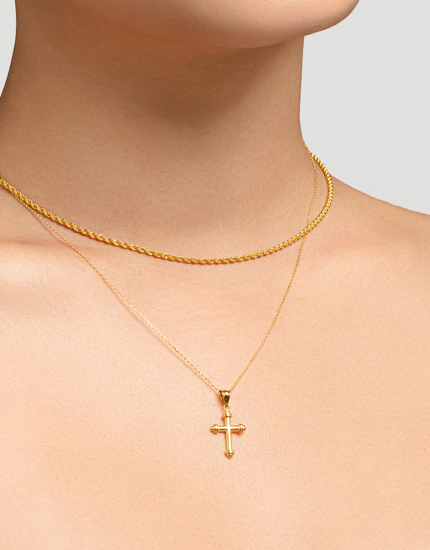 LVC MOD22 Valour Faith Gold Cross Pendant