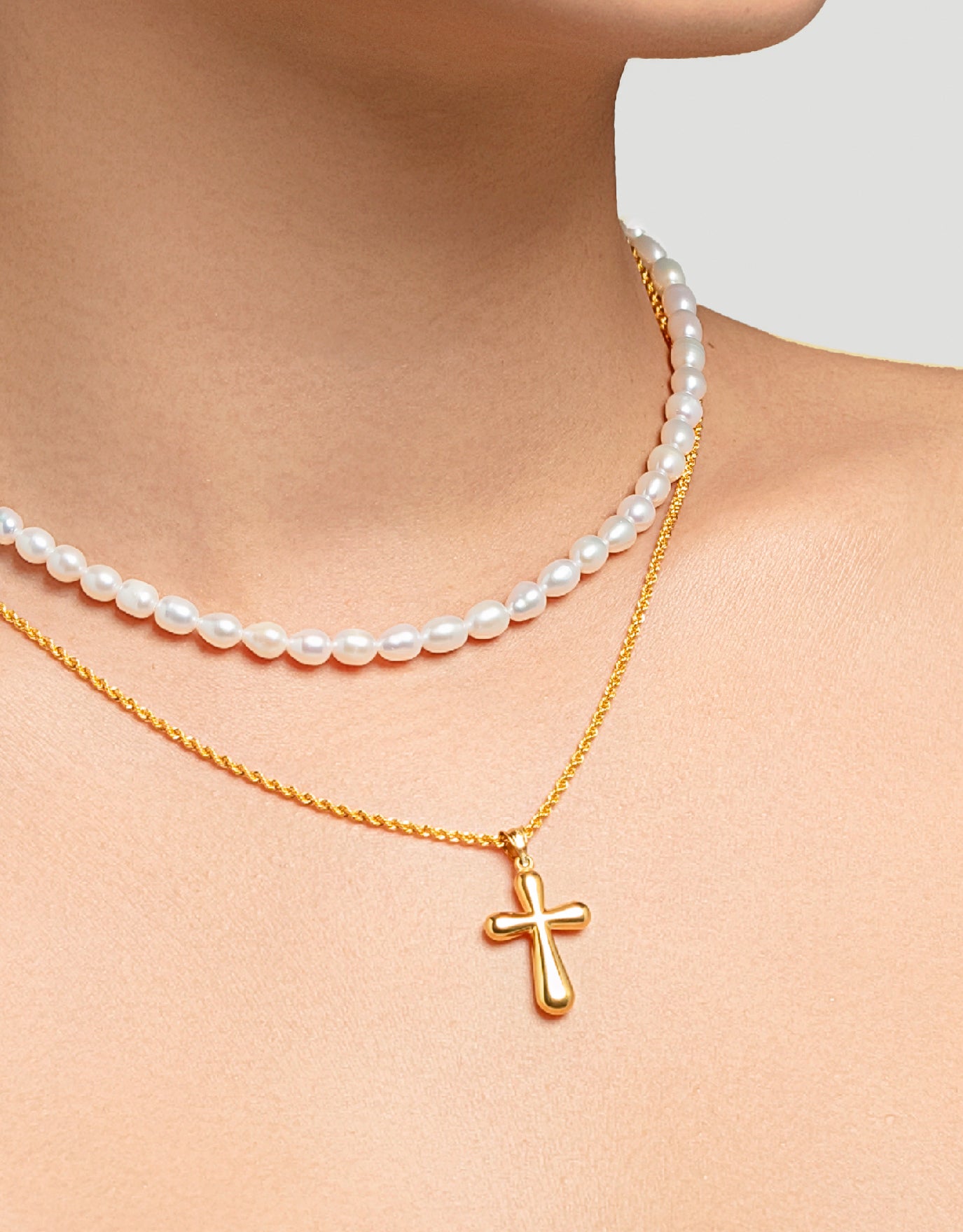 LVC MOD22 Empyrean Glory Gold Cross Pendant