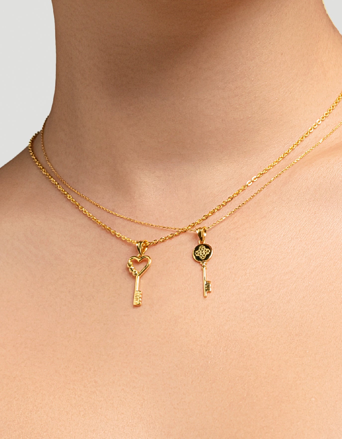 LVC MOD22 Evergreen Clover Gold Key Pendant