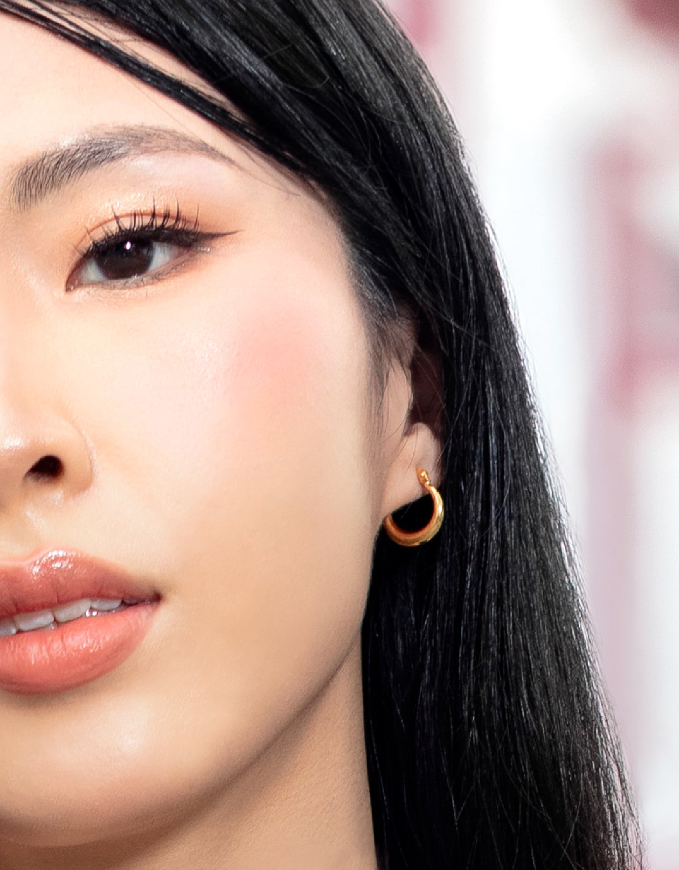 LVC MOD22 Sovran Gold Hoop Earrings