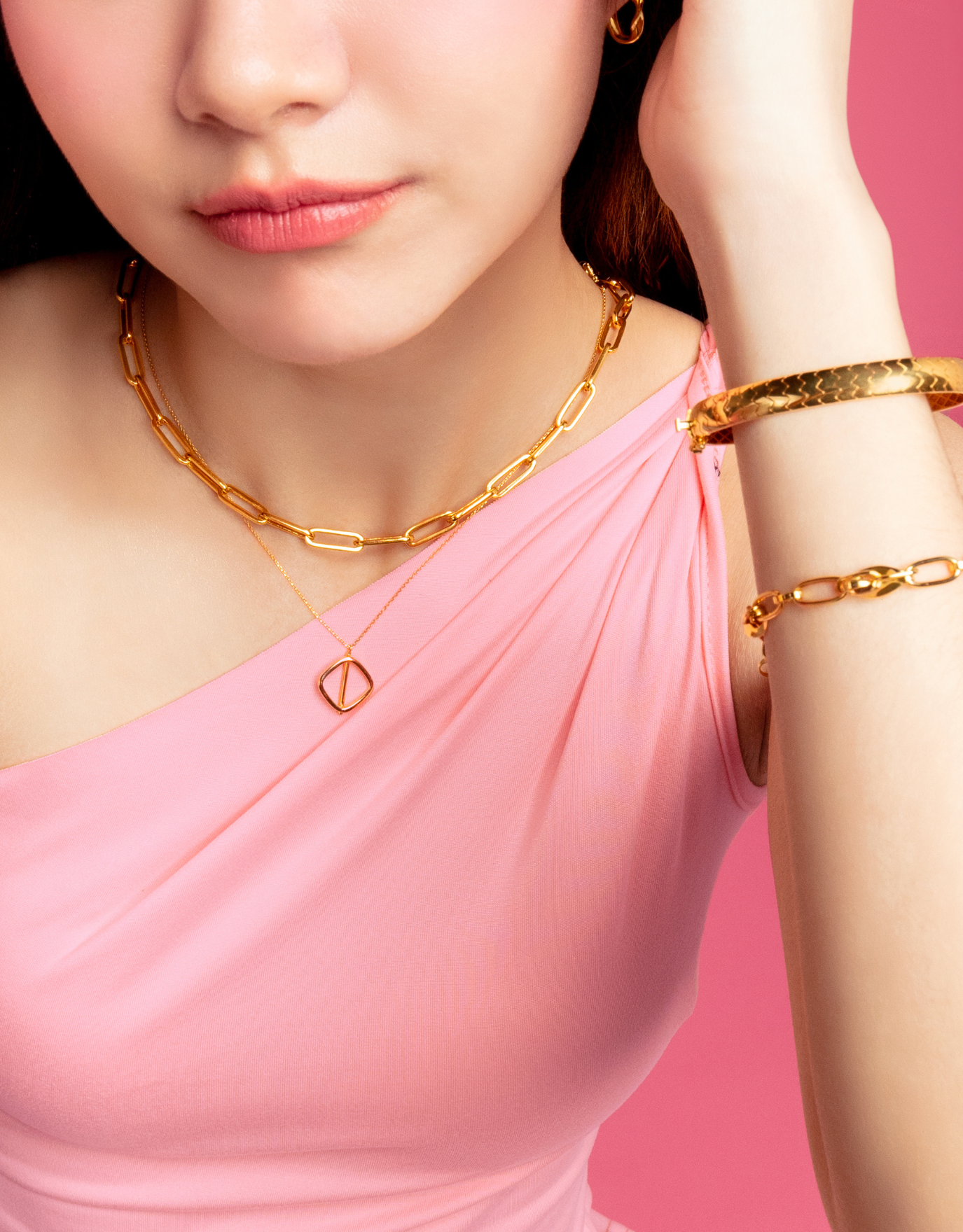 LVC MOD22 Axis of Light Gold Necklace