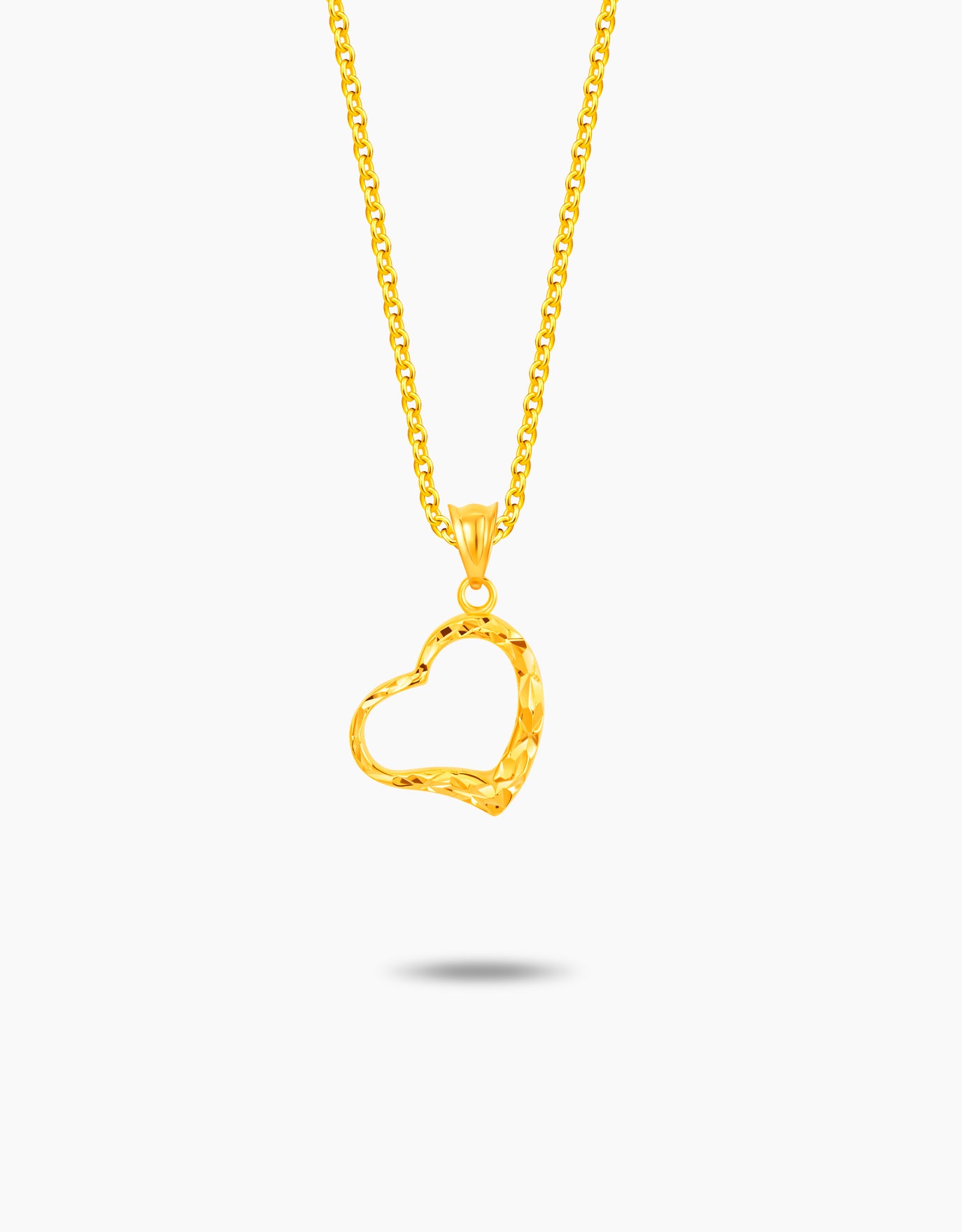 LVC MOD22 Sculpted Heart Gold Pendant