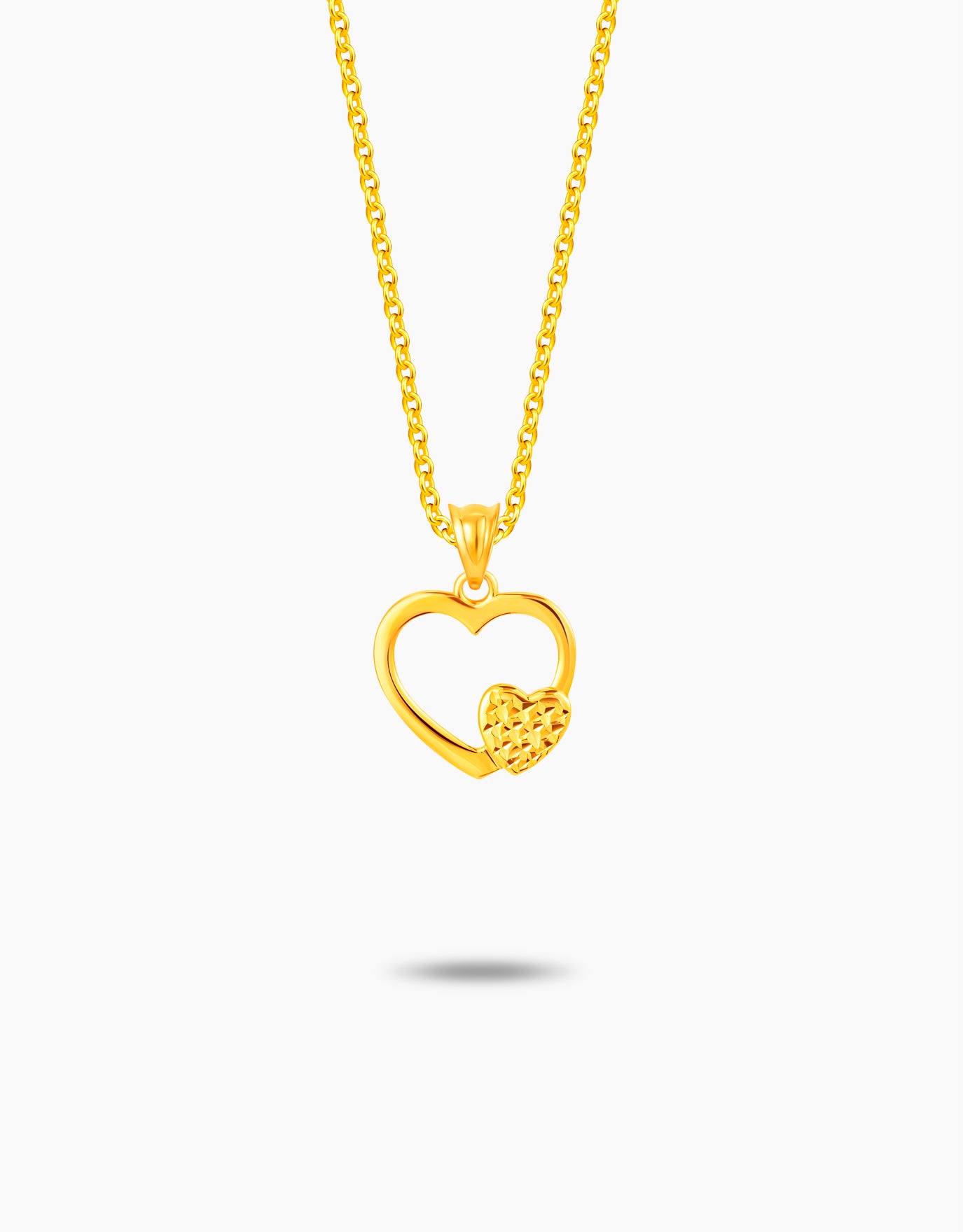 LVC MOD22 Close to Your Heart Gold Pendant