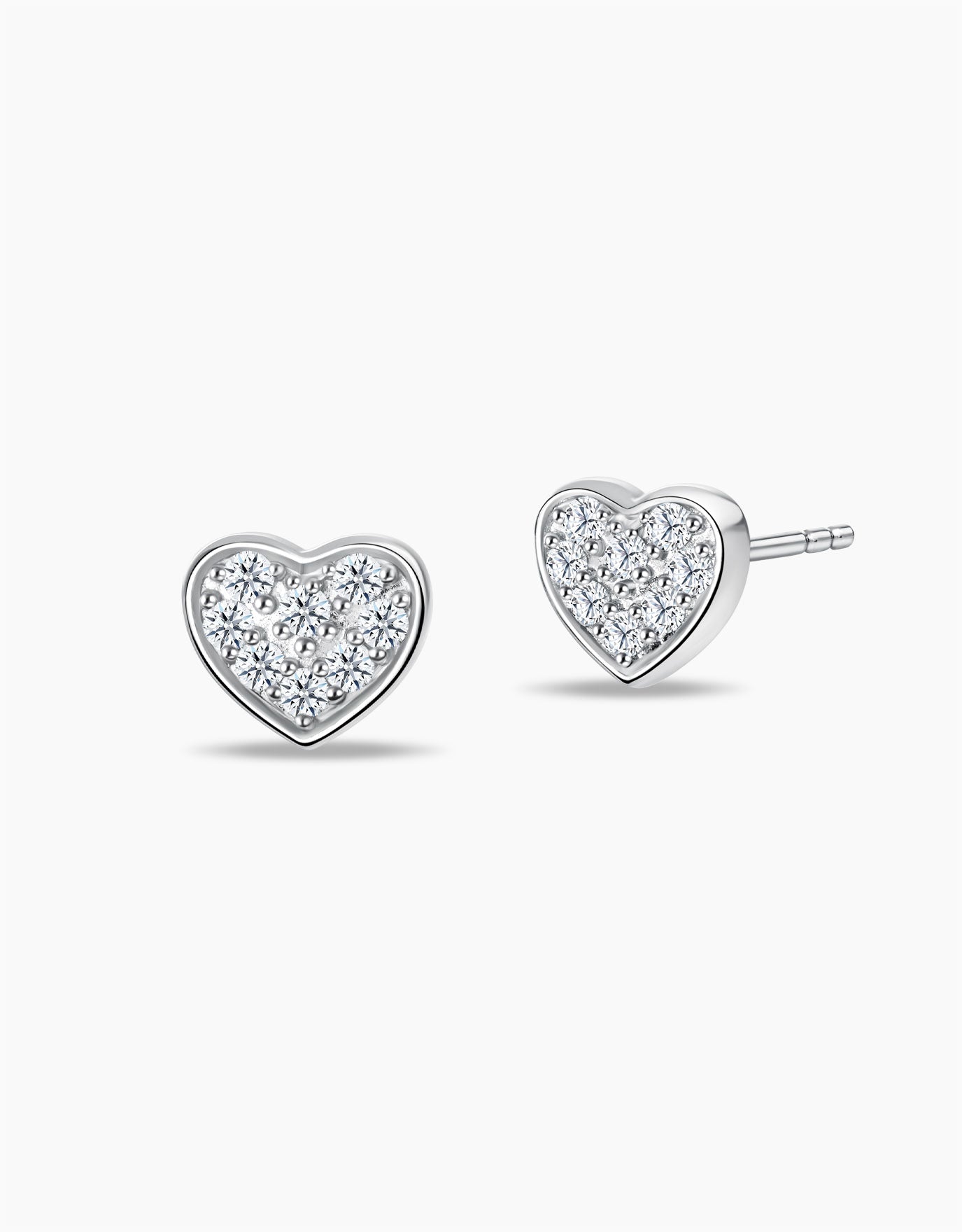 LVC Charmes Devoted Heart Diamond Earrings