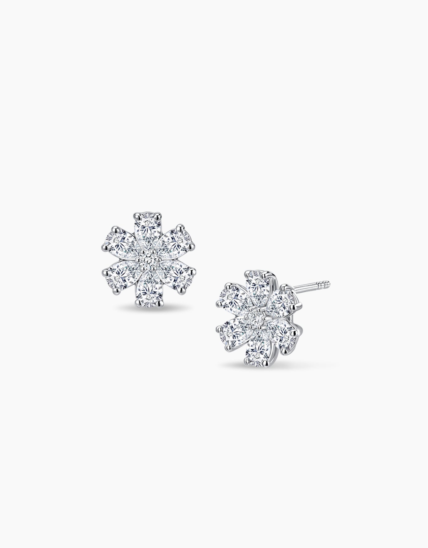 LVC Charmes Star Blossom Diamond Earrings