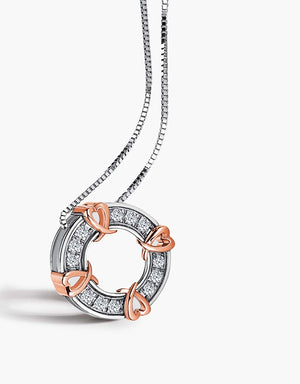 LVC Charmes Phaedra Halo Diamond Pendant