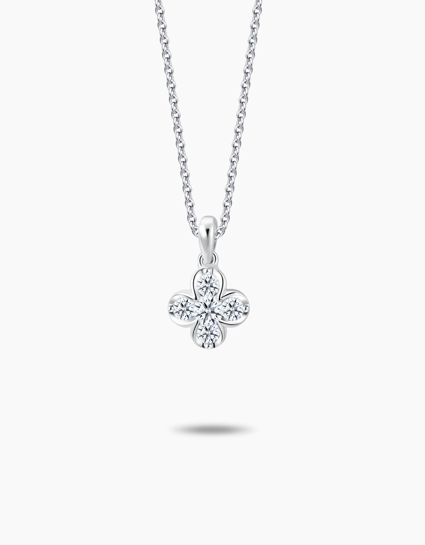 LVC Charmes Clover Sparkle Leaf Diamond Pendant