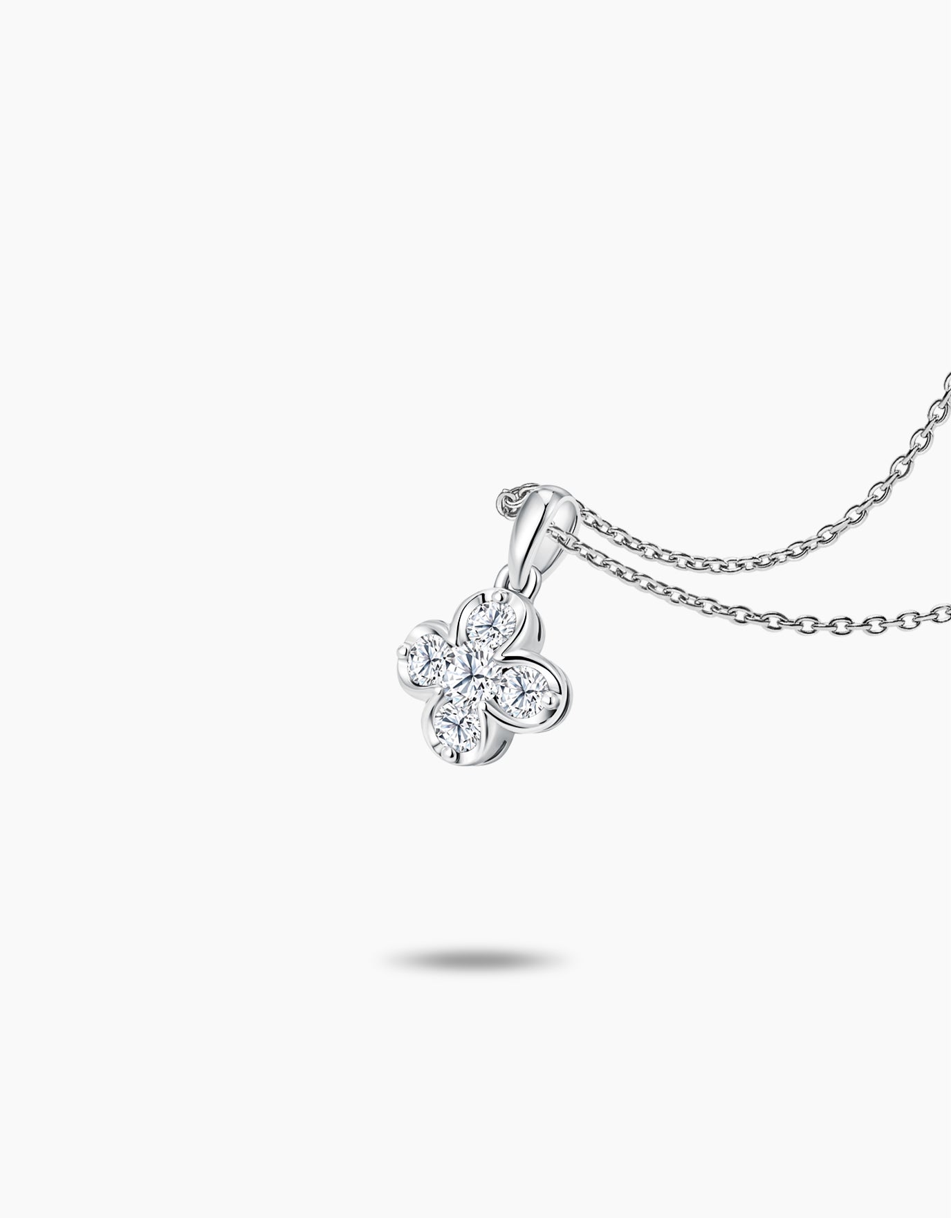 LVC Charmes Clover Sparkle Leaf Diamond Pendant