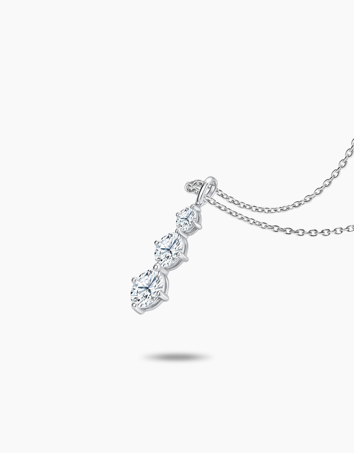 LVC Charmes Ascend Trio Oval Diamond Pendant