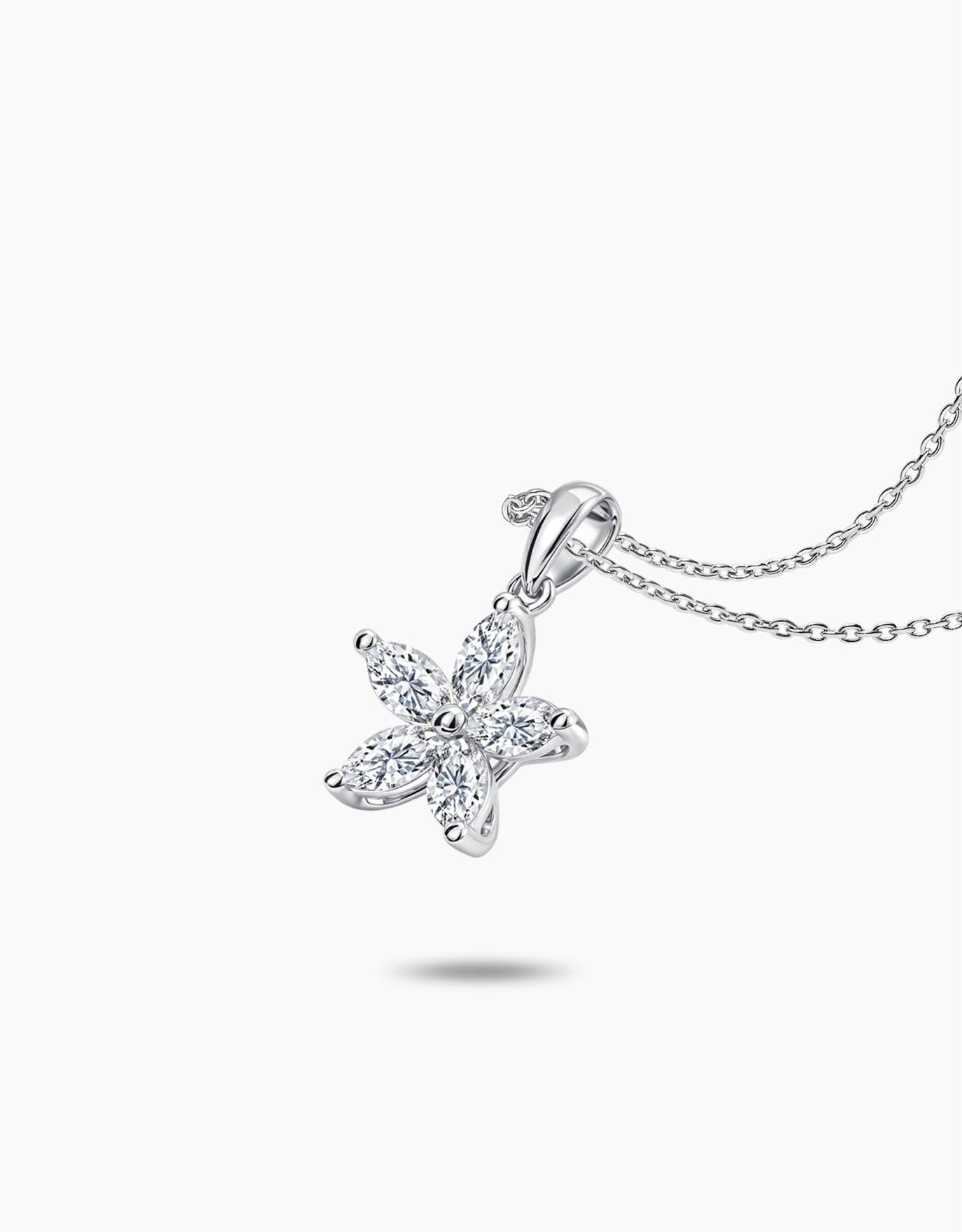 LVC Charmes Astral Bloom Diamond Pendant