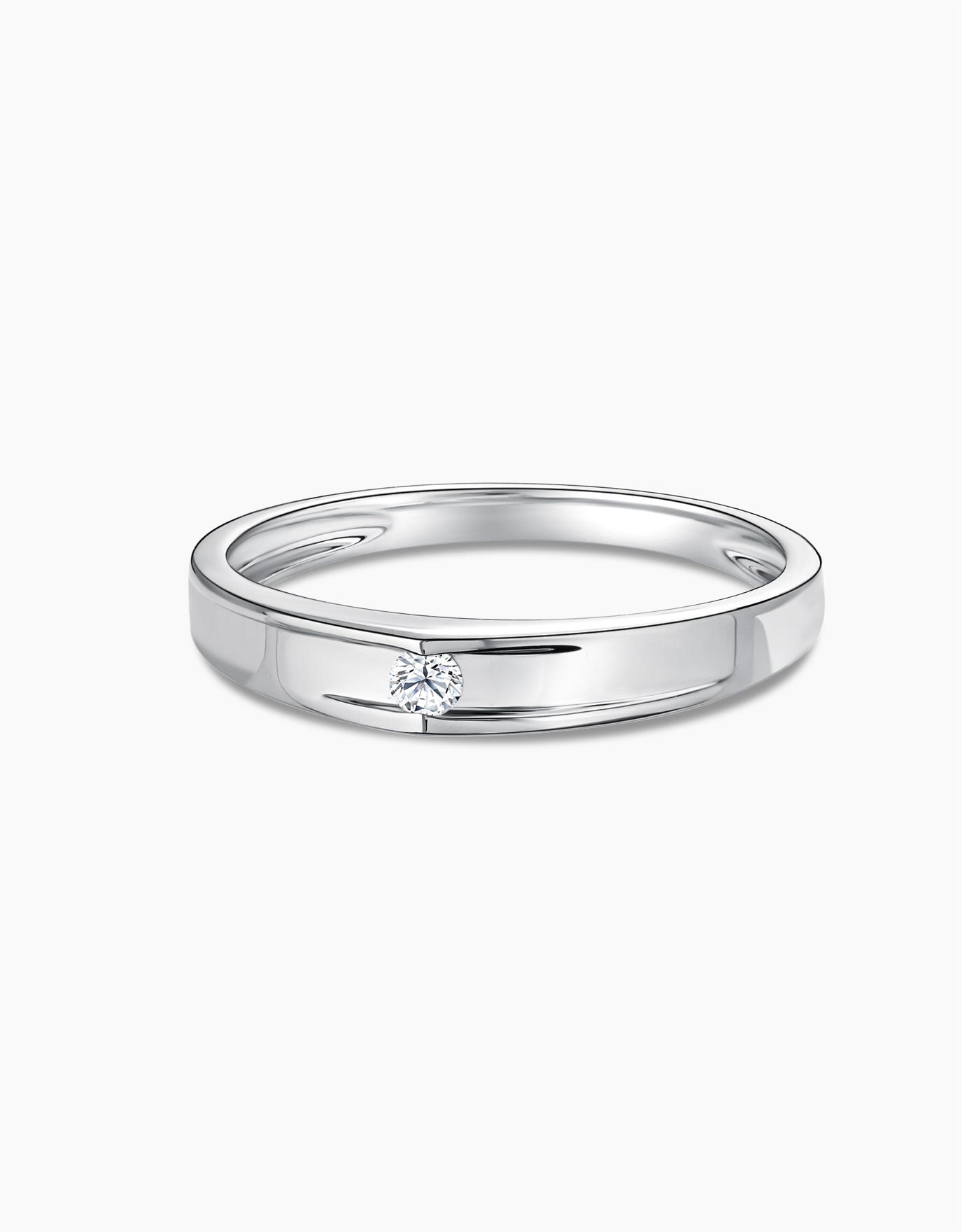 LVC Tresor Blanc Amour Diamond Wedding Band