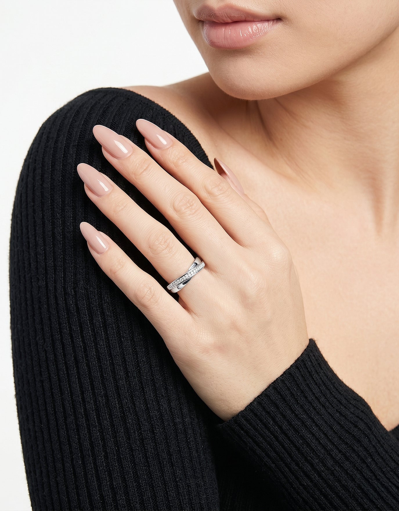 LVC Tresor Avia Diamond Wedding Band