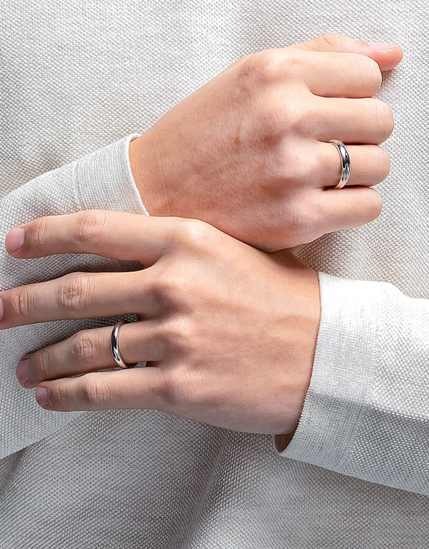 LVC Purete Blessed Wedding Band with Dual Finish in Platinum