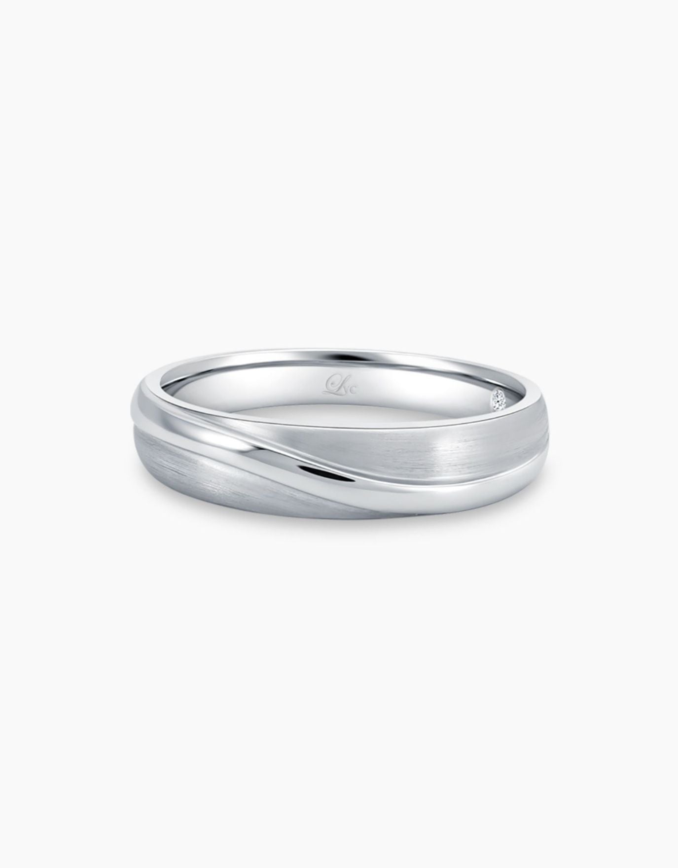 LVC Purete Classic Wedding Band with Glossy Finish in Platinum