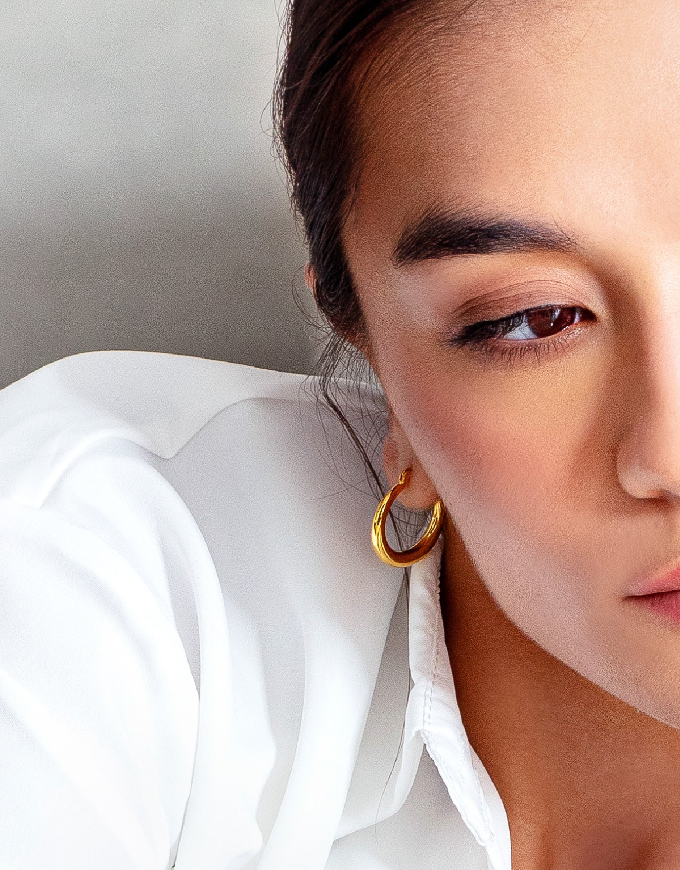 LVC MOD22 Reine Gold Hoop Earrings