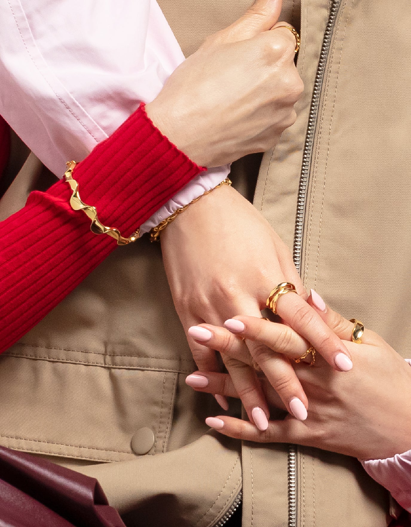 LVC MOD22 Echo Wave Gold Bangle