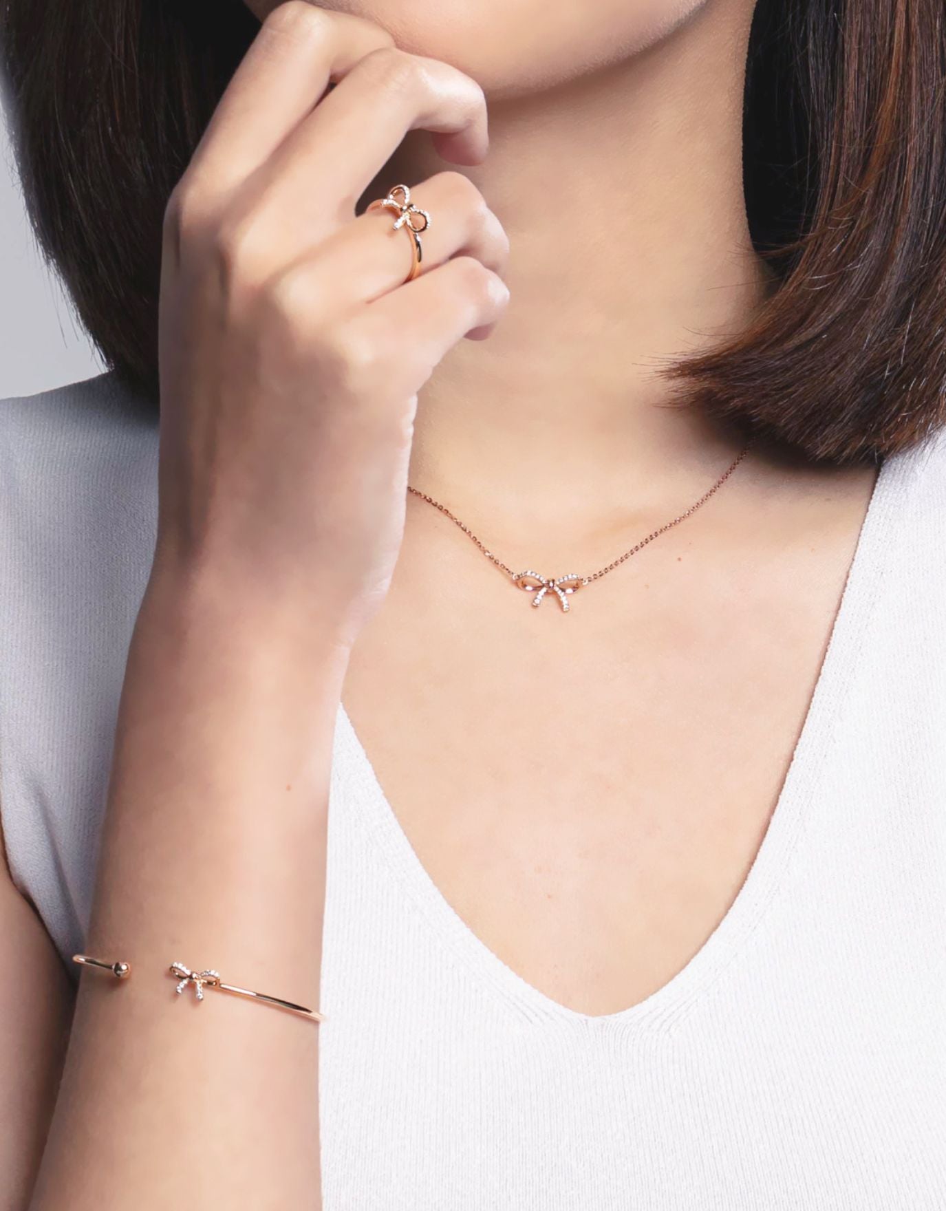 LVC Noeud Elegant Diamond Bangle