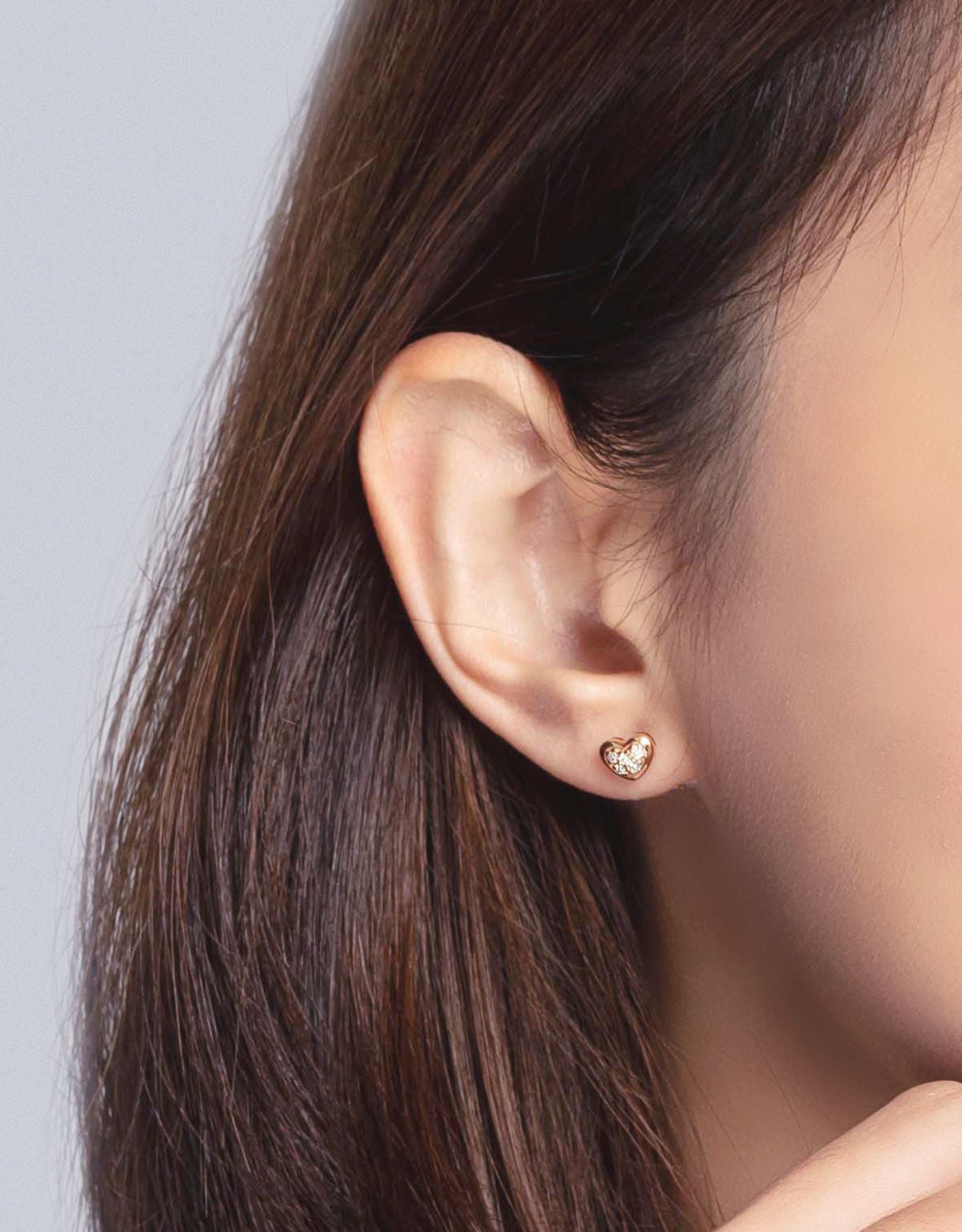 LVC Charmes Heart Diamond Earrings