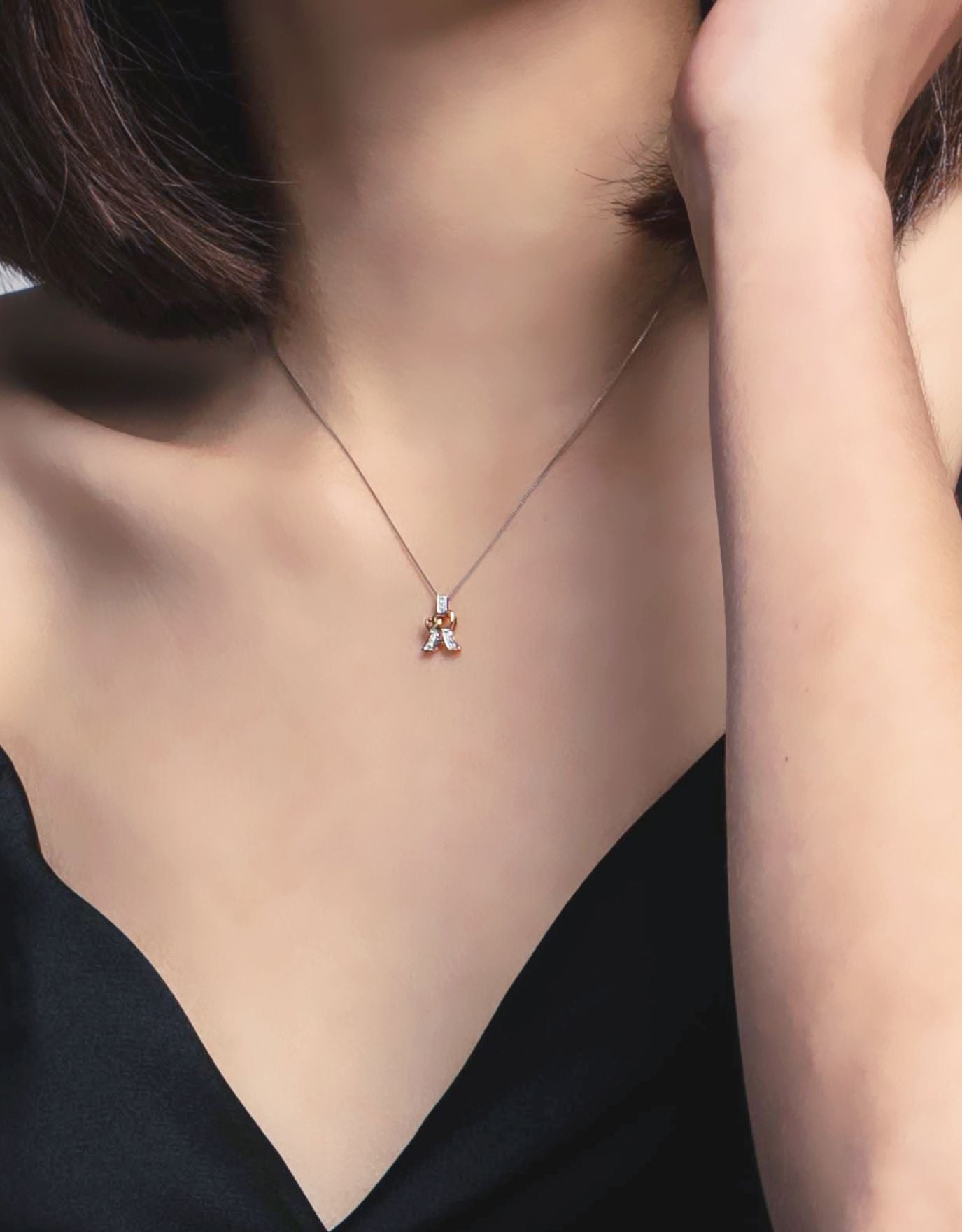 LVC Charmes Hearts Entwined Eiffel Diamond Pendant