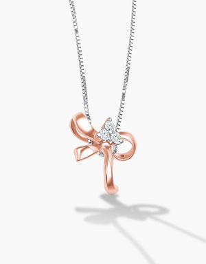 LVC Noeud Sweetheart Diamond Pendant