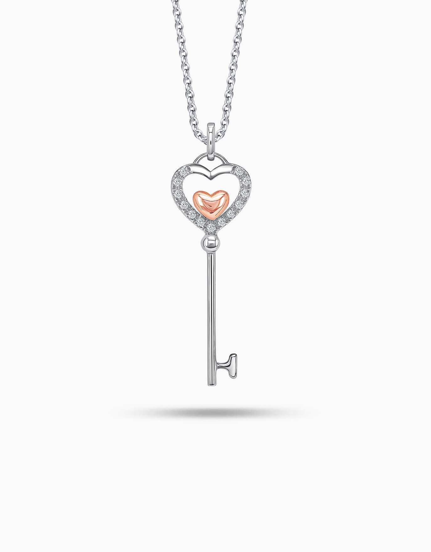LVC Cheri Faithful Heart Key Diamond Pendant