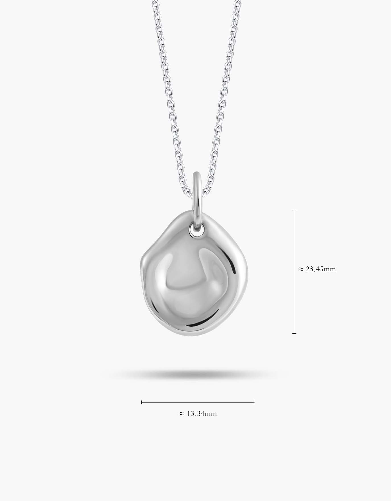 LVC 9TwentyFive Vintage Oval Charm Pendant