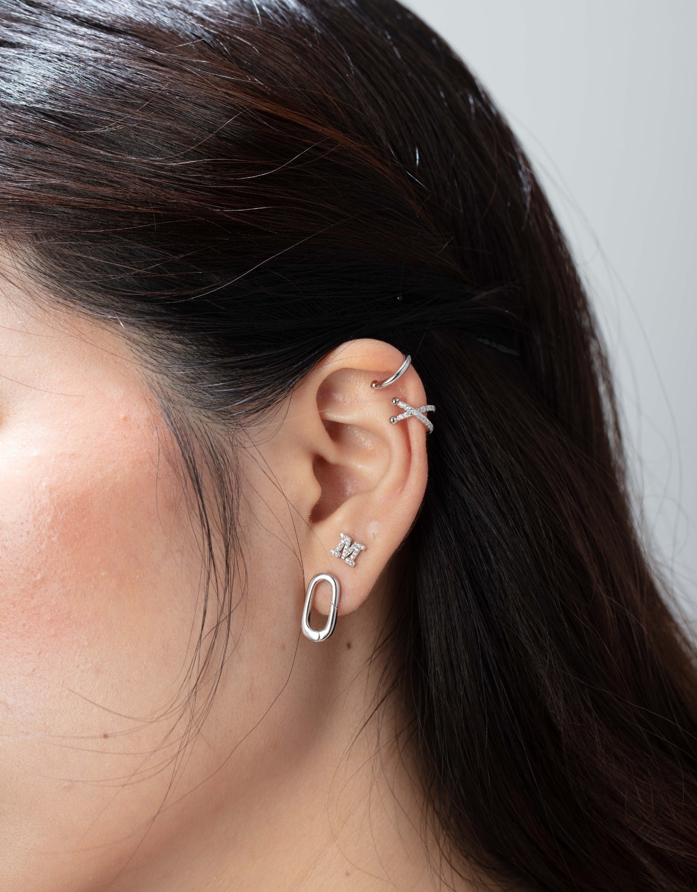 LVC 9TwentyFive Classic Cosmo Hoop Ear Cuff