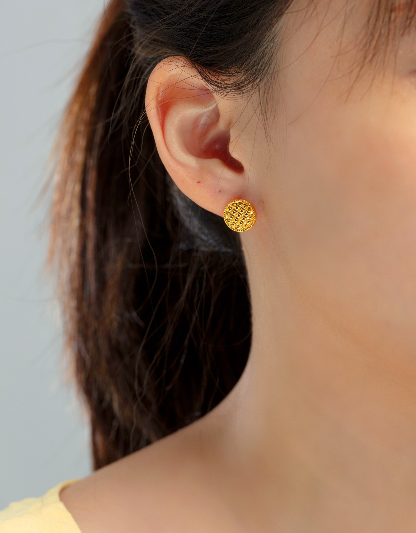 LVC 9IN Anona Circle 999 Gold Earrings