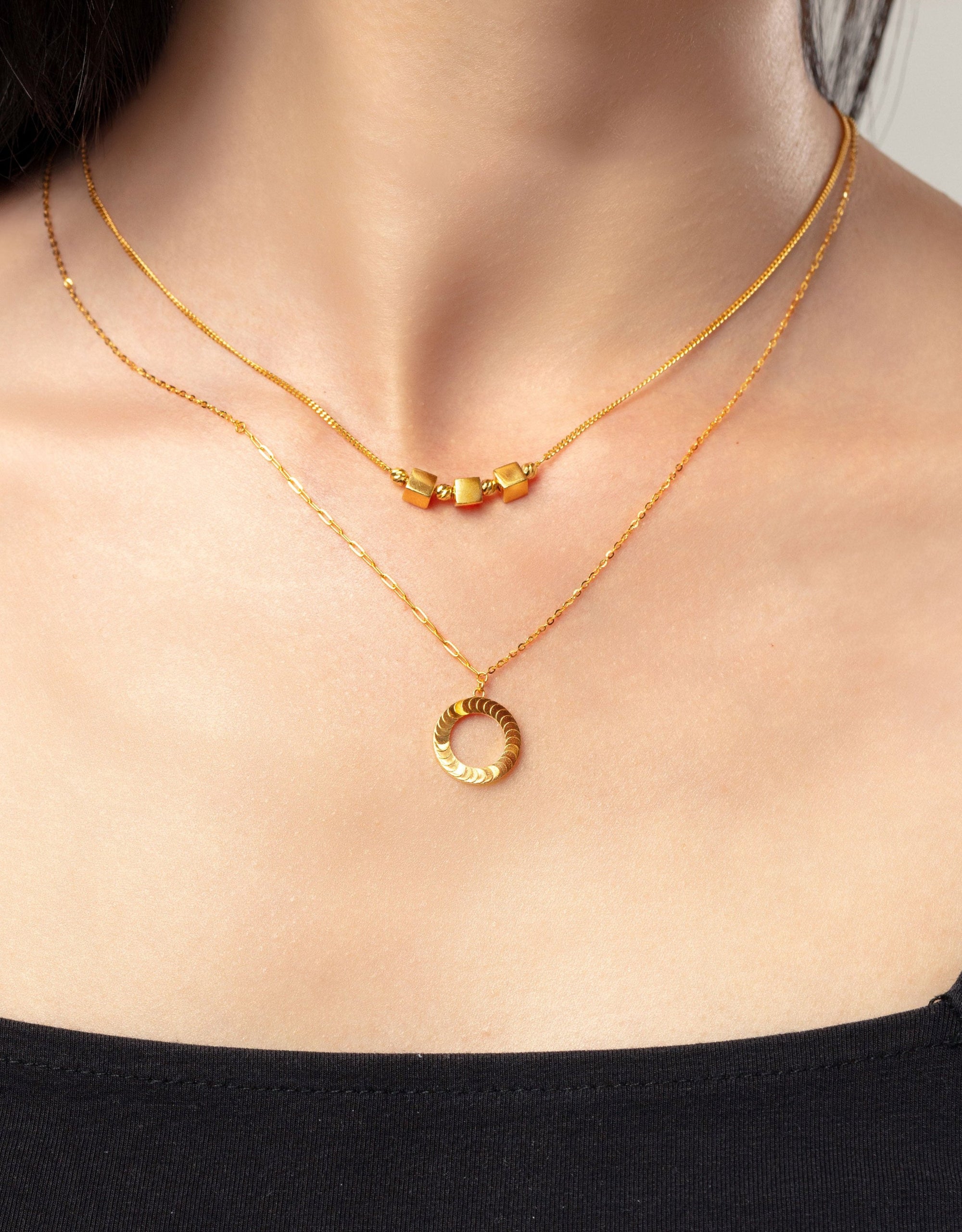 LVC 9IN Ella Disc 999 Gold Necklace