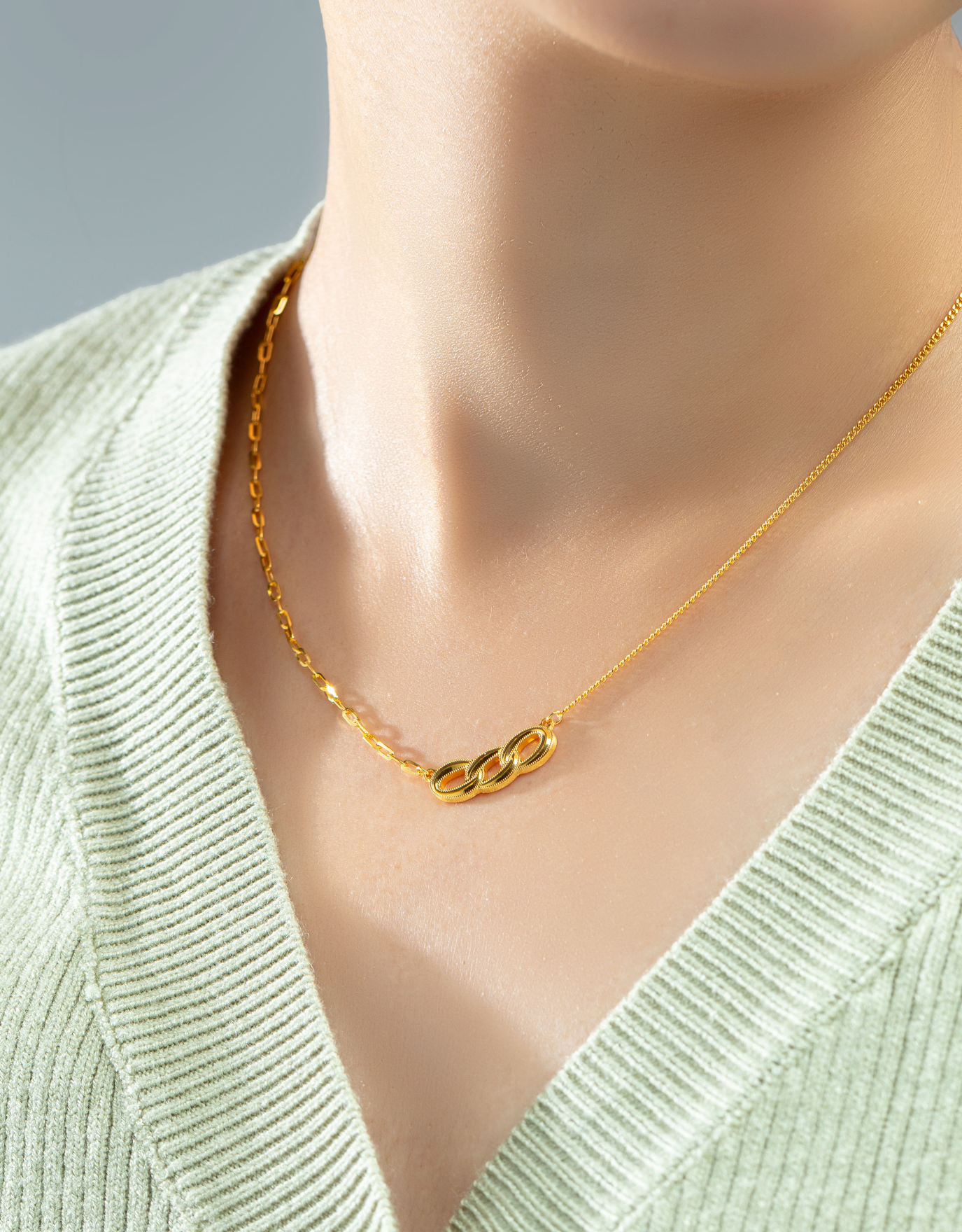 LVC 9IN Elysian 999 Gold Necklace