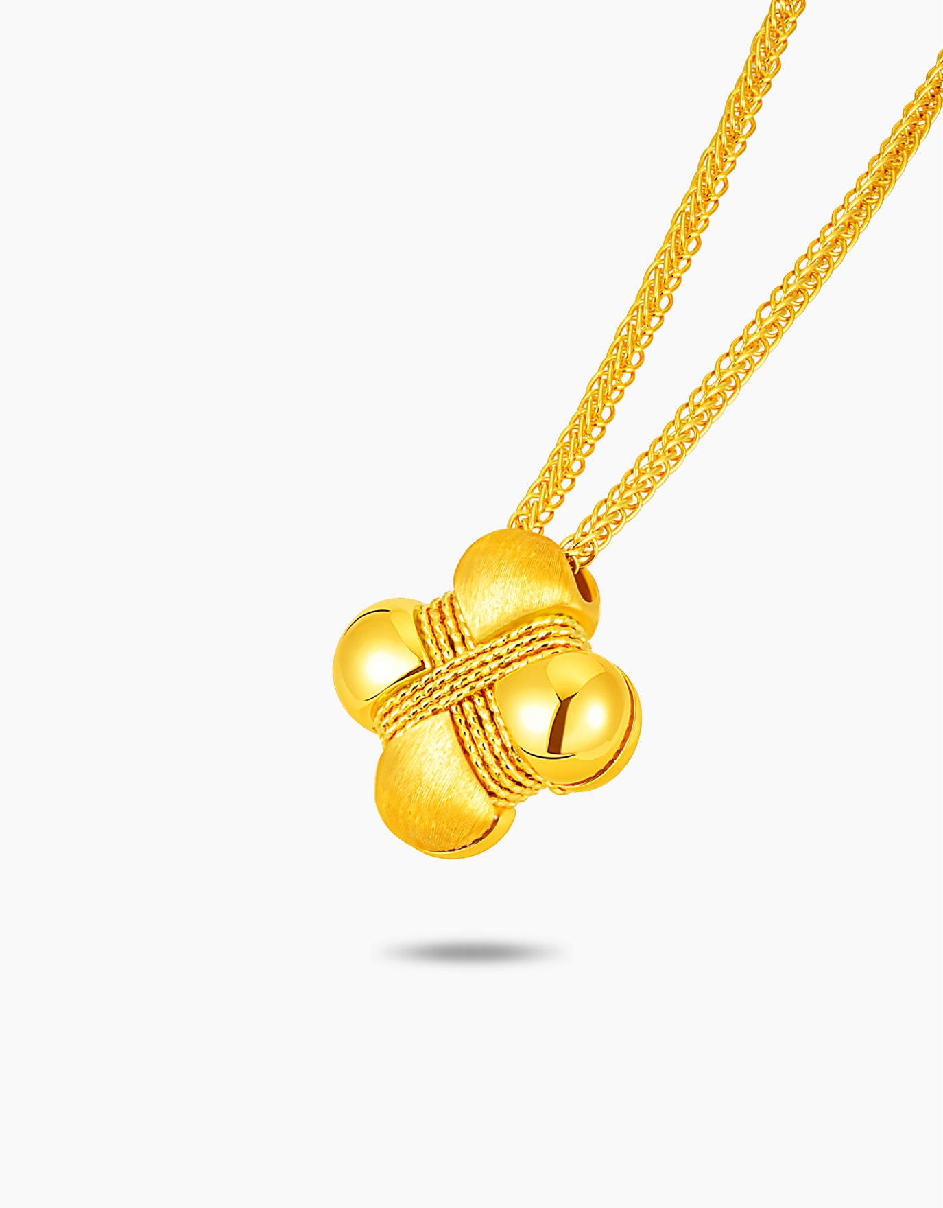 LVC 9IN Clover Embrace 999 Gold Necklace