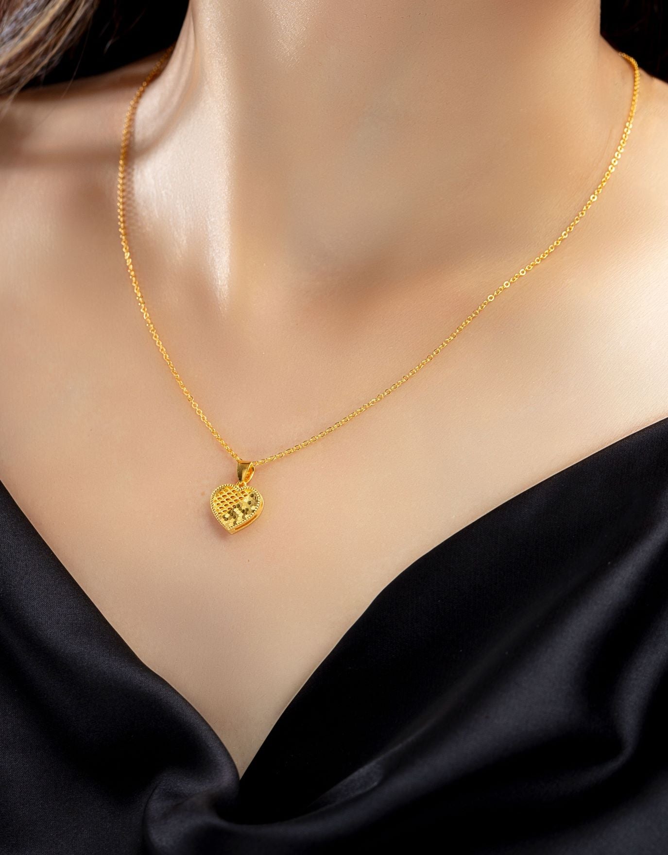 LVC 9IN Blessed Heart 999 Gold Pendant