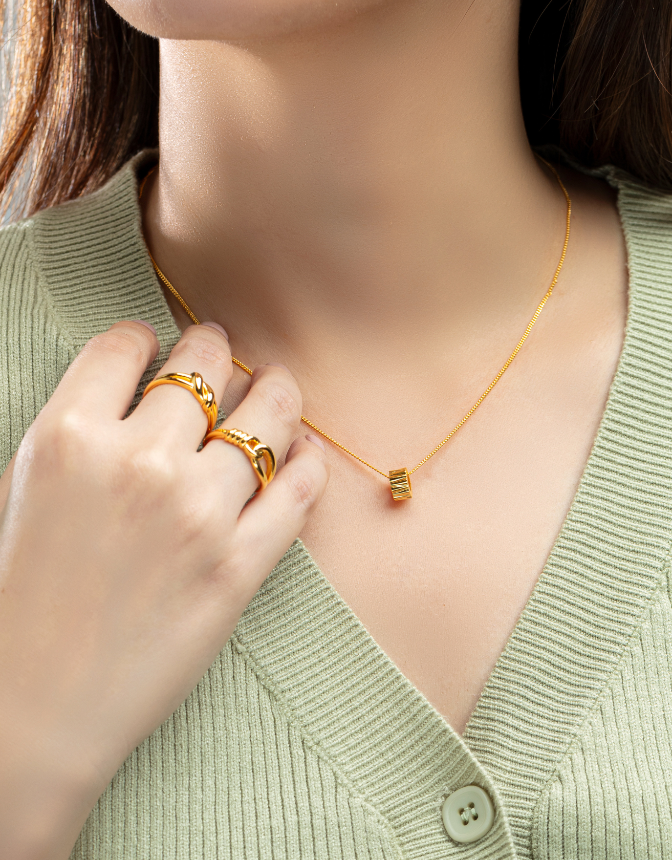 LVC 9IN Maya 999 Gold Ring