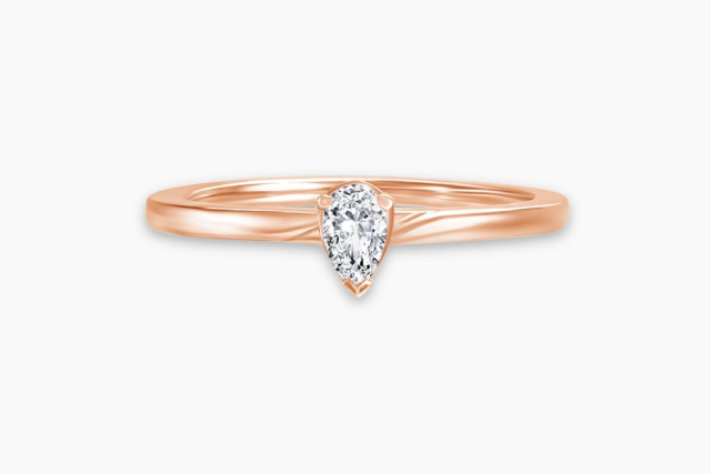 LVC Precieux Classic Teardrop Diamond Ring