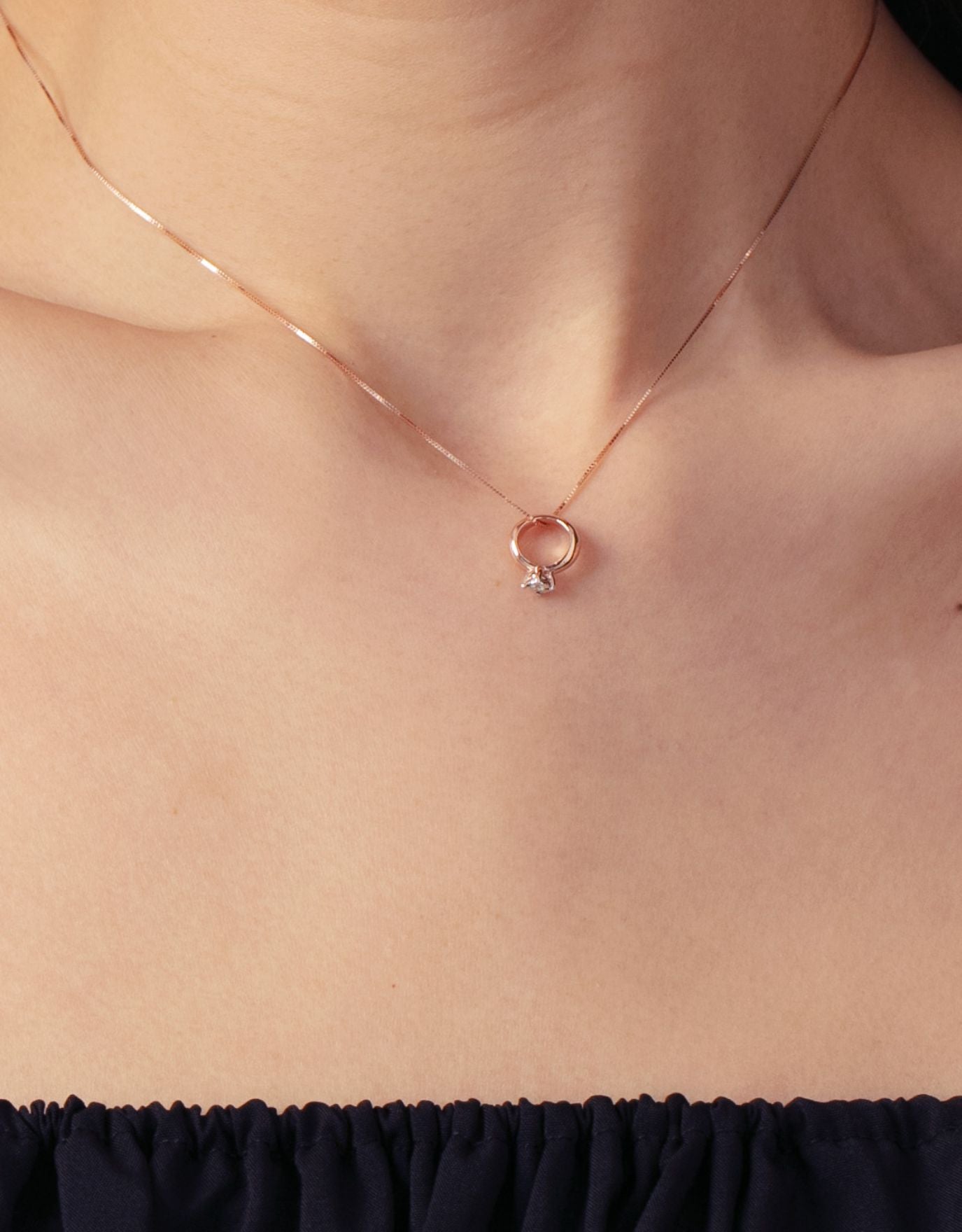 LVC Charmes Rose Elegance Mini Ring Diamond Pendant